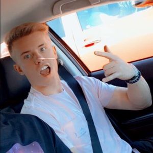 Meet your Posher, Ian